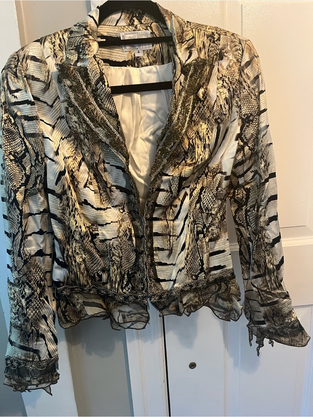 STUNNING Alberto Makali Embellished Snake-Print Ruffle Jacket